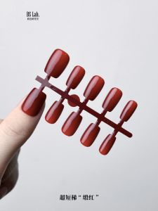 Ultra-thin Wearable Nail Tips Pure Color Minimalist French White Spray Glue on Nails Single Color Pre-made Nails for Autumn Winter