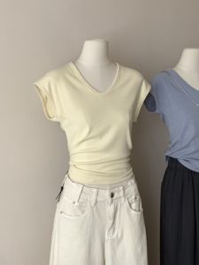 เสื้อยืดคอกว้างสีเหลืองนมแขนสั้นผู้หญิงฤดูร้อน ทรงเข้ารูป สไตล์เกาหลี เสื้อเชิ้ตแขนกุด ทรงปกติ ผ้าฝ้ายผสม