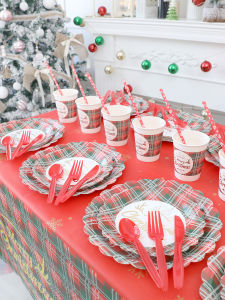 Christmas Disposable Tableware Set Party Decoration Theme Paper Plate Cup Gift Christmas Decorative Tablecloth Accessories