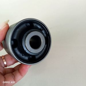 BUSHING ARM BOSH SAYAP BELAKANG MITSUBISHI PAJERO SPORT HARGA 1 PCS