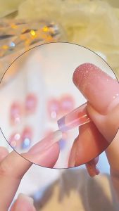 ทำเล็บแฟชั่น [R3102] เล็บปลอมสำเร็จรูป เล็บปลอมยาว กันน้ำ หลากหลายสไตล์ กล่องละ 24 ชิ้น เล็บปลอมสำเร็จ