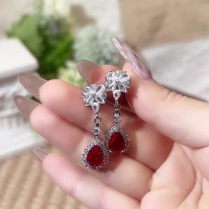 Huitan Pear Red Cubic Zirconia Hanging Earrings for Women Gorgeous Ear Accessories Wedding Party Aesthetic Earrings New Jewelry