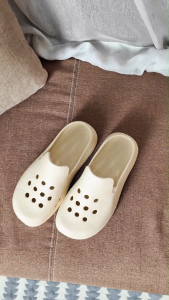 Marco Pony รองเท้าแตะ แบบสวม รองเท้าพื้นนิ่ม แฟชั่นสำหรับผู้หญิง ยาง EVA เสริมส้นเท้า MH9033