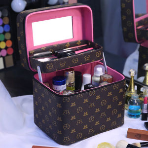 Large Capacity Portable Womens Makeup Bag with Mirror Korean Style PU Material Cosmetic Storage Box Retro Geometric Pattern
