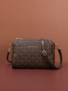 Boston Pillow Bag Ladies New 2025 High-End Leather Mommy Crossbody Bag Soft Tote Shoulder Bag for Daily Use Medium Youth