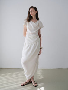 epoque de rueen | Mulberry Silk Blend Swing Collar Short Sleeve T-shirt with Shell Skirt Set