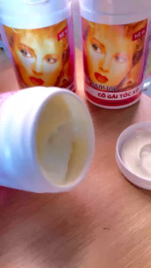 Kem Kích Cô Gái Tóc Xù Dưỡng Trắng Da 500gr