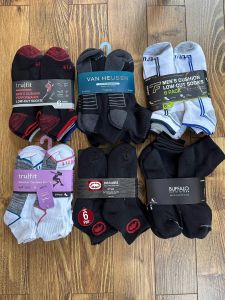 ถุงเท้ากีฬาแบบสวมส้นต่ำสำหรับวิ่งและเล่นกีฬา 6 คู่ ผ้าขนหนูแท้ ดูดซับเหงื่อ แห้งเร็ว สำหรับทั้งชายและหญิง