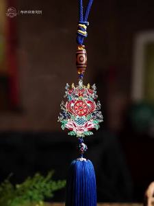 POTALA PALACE | Trang Trí Treo Xe Elegante Với Tám Hình Phúc Lành