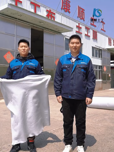 Non-woven Geotextile 1m/2m width White Geotextile Felt For gardening/landscaping/Slope Protection Permeable Moisturizing