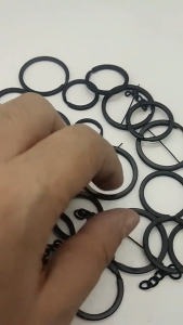 Keychain Ring Flat Matte Black  With Jump Ring ( 50pcs ) Rantai Kunci Berukuran 25mm / 25mm Rantai Kunci Berwarna Hitam