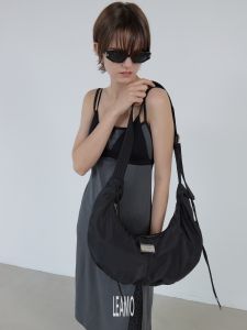 LeAMO Original STRING HOBO Large Capacity Nylon Drawstring Pleated Dumpling Bag Crossbody Bag Casual Commute Style Womens Bag