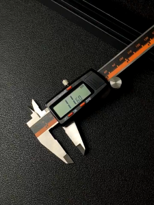 HD จอแสดงผลดิจิตอล วามแม่นยำสูง ตัวเครื่องสแตนเลส คาลิปเปอร์ เวอเนียร์ เวอร์เนีย เวอร์เนียคาลิปเปอร์ เวอร์เนียร์ ดิจิตอล ตัวเครื่องโลหะ ตัวเครื่องคาร์บอนไฟเบอร์ ล่าสุด 100 บาท