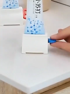 Dispenser Odol Model Roll Putar Alat Penjepit Penggulung Pasta Gigi Alat Putar Pencet Gulung Tube Krim Kosmetik