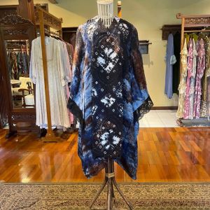 Khanisa Tunik Viscos by Dian Pelangi LIMITED EDITION Blouse Baju Atasan Kemeja Blus Outfit Busui Kerja Kantor Pesta Pernikahan Kondangan Casual Formal Wanita Hijaber Cantik Anggun Modis Modern Elegan Mewah Model Korea Terbaru Motif Jumputan Sasirangan