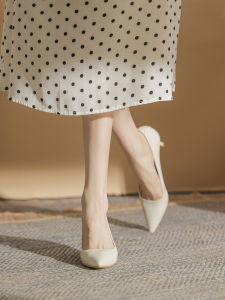 White French Girl High Heels Thin Heel 2025 New Pointed Toe Single Shoes Sheepskin Work Shoes Match Skirts Office Shoes