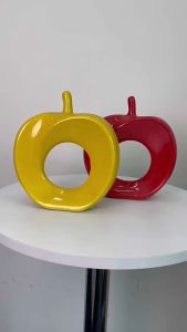 Kreatif Ornamen Dekoratif Ornamen Ruang Tamu Dekorasi Keramik Modern Hadiah Dekorasi Ruang Tamu Rumah Lemari Tv Lemari Anggur Dekorasi Kantor / Pajangan Hiasan Meja / Dekor Ruangan Rumah Keramik Aesthetic