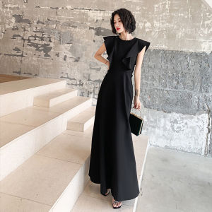 Elegant Black Evening Gown Womens Fashion Slimming Luxury Dress for Birthday And Other Occasions Long Sleeve U-Neckline Gown