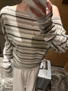 YUEZHONGWEI | Áo thun nữ tay dài mùa hè mỏng kiểu Pháp một bên vai kẻ sọc chống nắng áo khoác ngoài hở vai