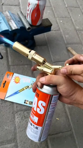 Đèn hàn khí gas di động Đuốc butane ngoại trời - Dùng cho cắm trại BBQ bếp lửa - Chất lượng cao Giá tốt