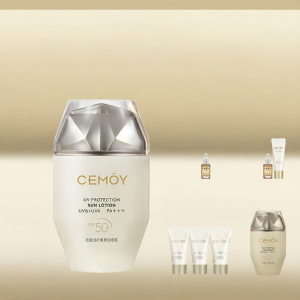 Cemoy | Oil-Free Sunscreen Lotion for Women and Men