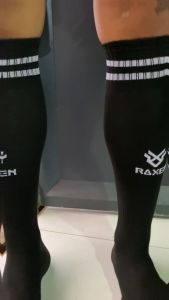 Paket Kaos Kaki Bola FUTSAL Dan Skin Deker Bola Dewasa Maxs