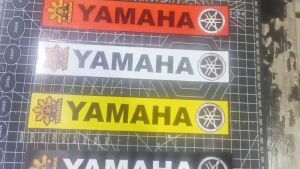MOTORCYCLE TELESCOPIC FORK FRONT SHOCK VINYL STICKER UNIVERSAL YAMAHA DESIGN VERSION 1PAIR D1