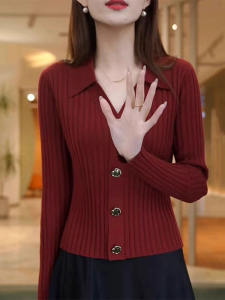เสื้อคาร์ดิแกนถักขนสัตว์สีแดงสำหรับผู้หญิง ทรงหลวม ทรงสั้น เสื้อคลุมกันหนาว แฟชั่นฤดูใบไม้ผลิและฤดูใบไม้ร่วง เสื้อคลุมกันหนาว