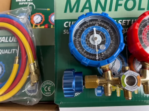 Manifold Gauge Hose Set for R410a R22 R134a R404a HVAC A/C with Blue and Red Pressure Gauges and Brass Valves