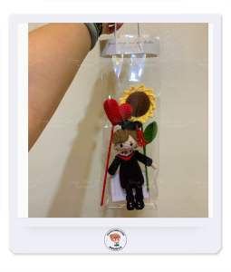 Xiaoyu Mami Store handmade crochet graduation doll sunflower heart 晓宇妈咪工坊手工钩织毕业娃娃太阳花向日葵爱心