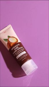 Perawatan Kulit Tangan Viva White Hand Serum 40 Gr Varian Intensive Care Shea Butter + Sweet Almond Oil Moist Brightening Peach & Niacinamide Moist Soothing Green Tea & Chamomile