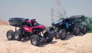Mobil Remote Control 4WD Offroad 6 Roda Alloy Climbing Car RC Rock Crawler dengan Lampu