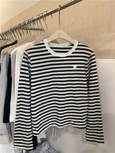 เสื้อยืดคอกลมแขนยาวลายทางทรงหลวมสำหรับผู้หญิง เสื้อเชิ้ตชั้นในสไตล์เกาหลี แฟชั่นฤดูใบไม้ร่วง 2025 เสื้อตัวบน