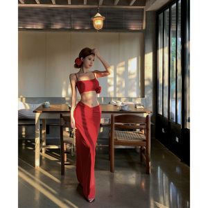 ไทยออกแบบ Minimalist วันหยุดชุดผู้หญิงแขนยาวครึ่งกระโปรงชุดสองชิ้นเซ็กซี่ Curvacious รูป-enhancing