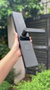 LOOCK B11 Essential Smart Lock (No App) | Biometric Fingerprint & Keyless Entry | Minimalist Design for Home & Office