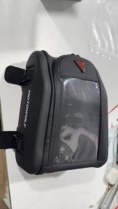 Universal Motorcycle Magnetic Tank Bag Tank Bag 8L Riding Bag For Harley Honda BMW Off-road Back Seat Bag Tool Handbag Rain Cove