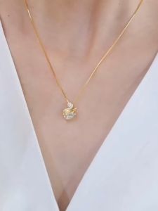 Pure 916 Gold Necklace Womens Opal Swan Zircon Pendant Jewelry for a Friends Birthday Gift buy 1 take 1 pearl earrings 项链