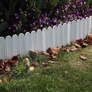 Hàng rào nhựa trang trí sân vườn tạo viền cho bồn hoa gốc cây màu sắc đen trắng