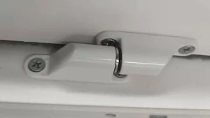 Vilann บานพับมูง 3 ชุด สีขาว ดำ สกรู 159.026 ตัว แพ็ค มอสคีติ บรรจุภัณฑ์