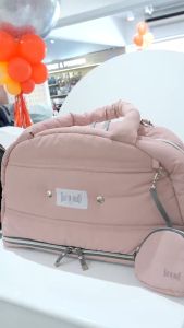 กระเป๋าคุณแม่ 9 in 1 - Prince&Princess รุ่น Baby on Board น้ำหนักเบา 500 กรัม คล่องตัวทุกการเดินทาง