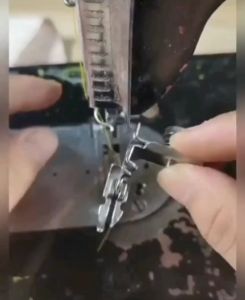 ตีนผี HA-551(รุ่นใหม่) สำหรับจักรเล็กหัวดำ ตีนผีติดซิปซ้าย/ขวา ตีนผีซิปซ่อน ตีนผีเย็บตรง ตีนผีตัวหนึ่งเย็บได้ 4 ฟังก์ชัน