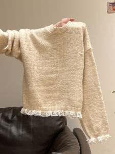 เสื้อสเวตเตอร์ถักคอตตอนแขนยาวทรงหลวมสำหรับผู้หญิงในฤดูใบไม้ร่วงและฤดูหนาว ดีไซน์ใหม่ ผ้าลูกไม้ขอบ ผ้าฝ้ายผสม