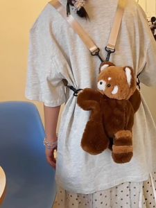 QNQN กระเป๋าสะพายหลัง Red Panda Puppy ตุ๊กตา Plush กระเป๋าสะพายหลัง กระเป๋าสะพายหลังสำหรับสาว ๆกระเป๋าเป้สะพายหลังสำหรับสุภาพสตรี