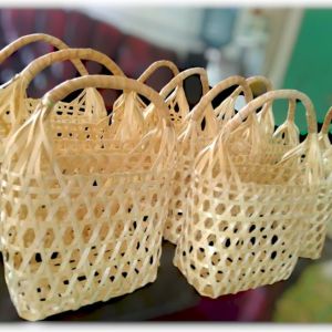 Keranjang Anyaman Bambu Ukuran 25x10x20 Keranjang Buah Hampers Tas Jinjing Anyaman Bambu