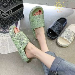 QJshop ส่งเร็วเวอร์ รองเท้าแตะแบบลำลอง🛒พร้อมส่ง รองเท้าแตะราคาถูก ให้เลือกสรร ใครชอบสีไหนรีบมาจับมาจองกันได้ 🐻