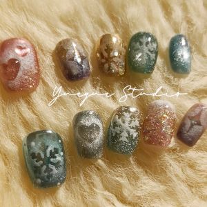 Fresh Snowflake 3D Heart Star Cat Eye Velvet Advanced Original Design Wearable False Nails Macaron Color Series from China
