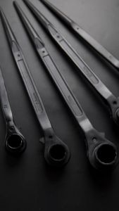 Anti slek Kunci Ratchet Skafolding Dua Arah Uk 19x24 Rachet Scafolding Torsi Torque Kombinasi Double