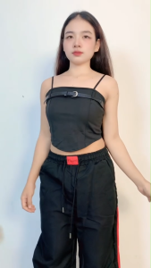 ชุดเซ็ต เสื้อสายเดี่ยว + กางเกงขากว้าง กระชับหุ่น