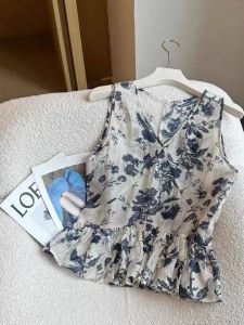 Floral Print Sleeveless V-Neck Shirt Womens Summer New Style French Retro Anti-Aging Fashion Small Shirt Small Size Top