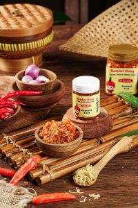 SAMBEL DONG - Sambal Teri Less Oil Botol 70 Gram Buat Cobain Isinya Penuh & Minyaknya Sedikit